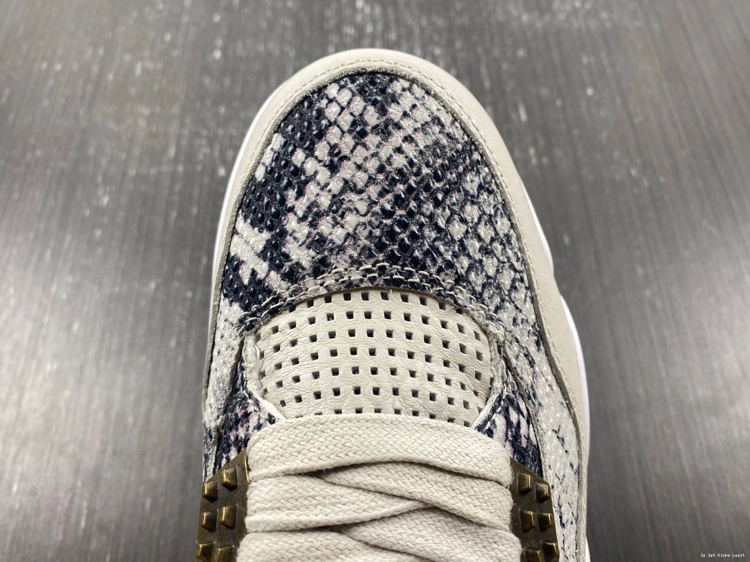 Retro - Jordan 4 Snakeskin 819139-030 0405